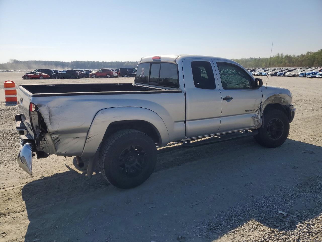 2005 TOYOTA TACOMA V6 photo 3