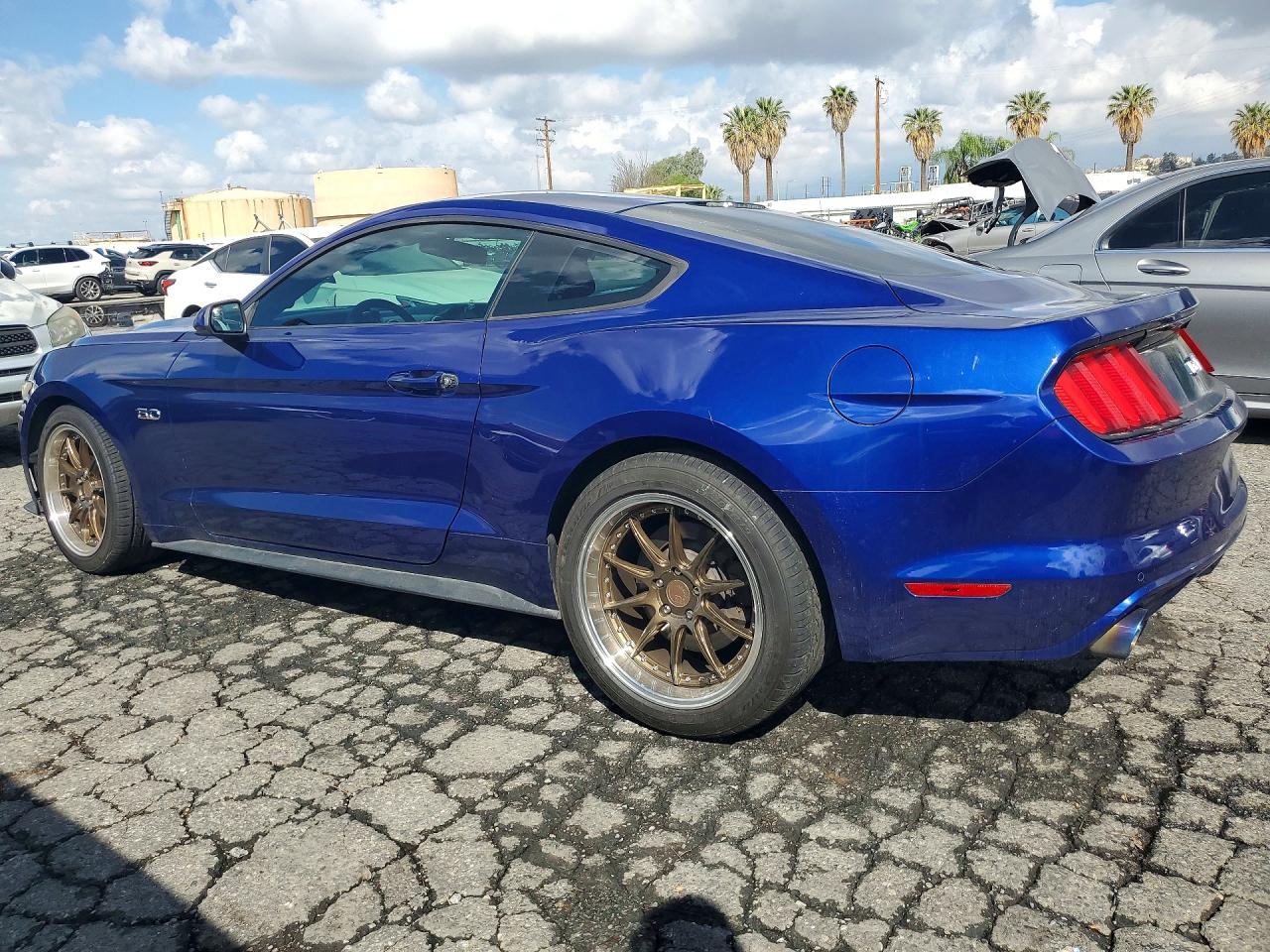2015 FORD MUSTANG GT photo 2