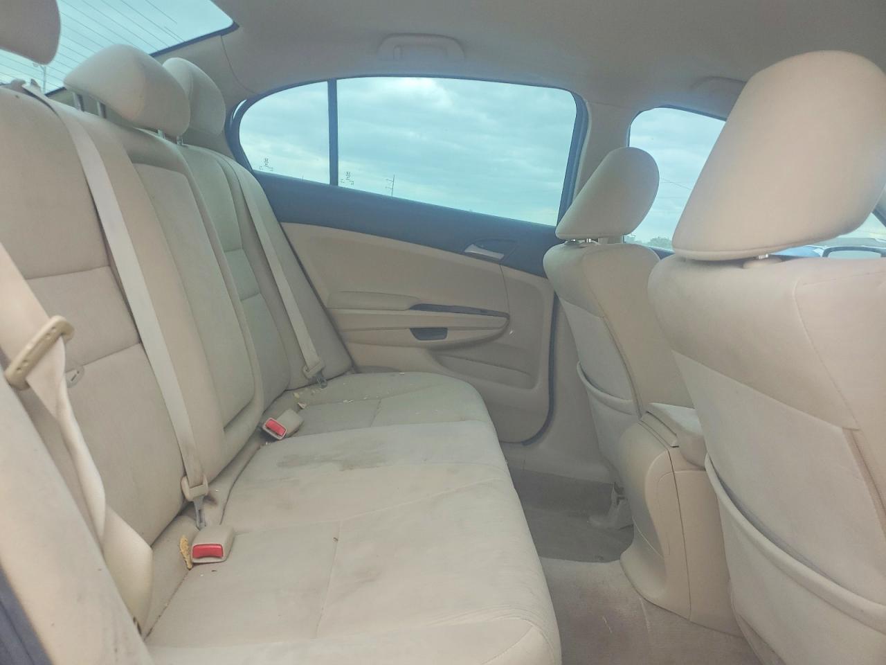 2012 HONDA ACCORD LX photo 10