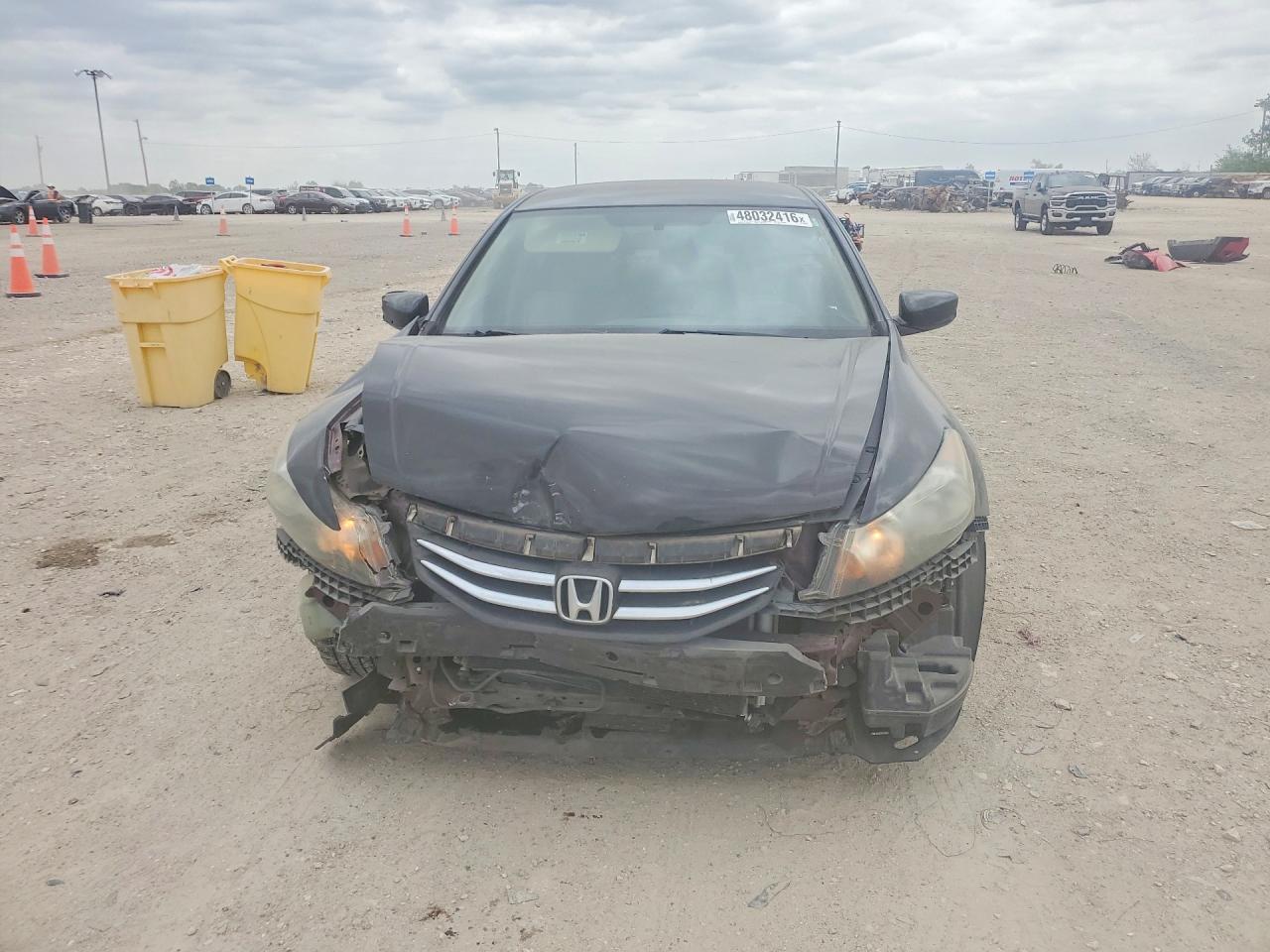 2012 HONDA ACCORD LX photo 5