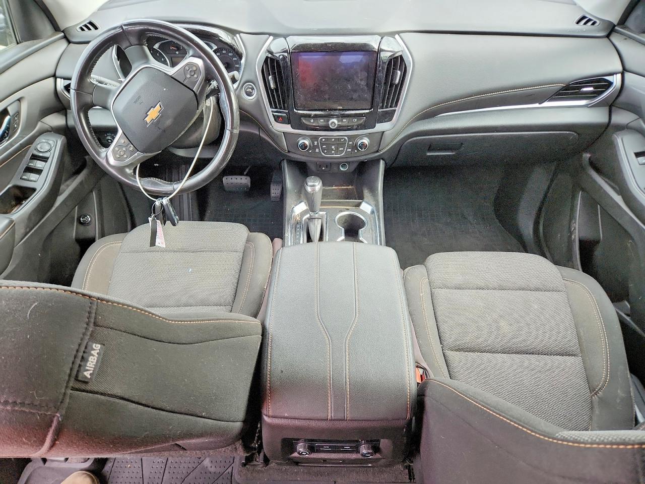 2019 CHEVROLET TRAVERSE LT photo 8