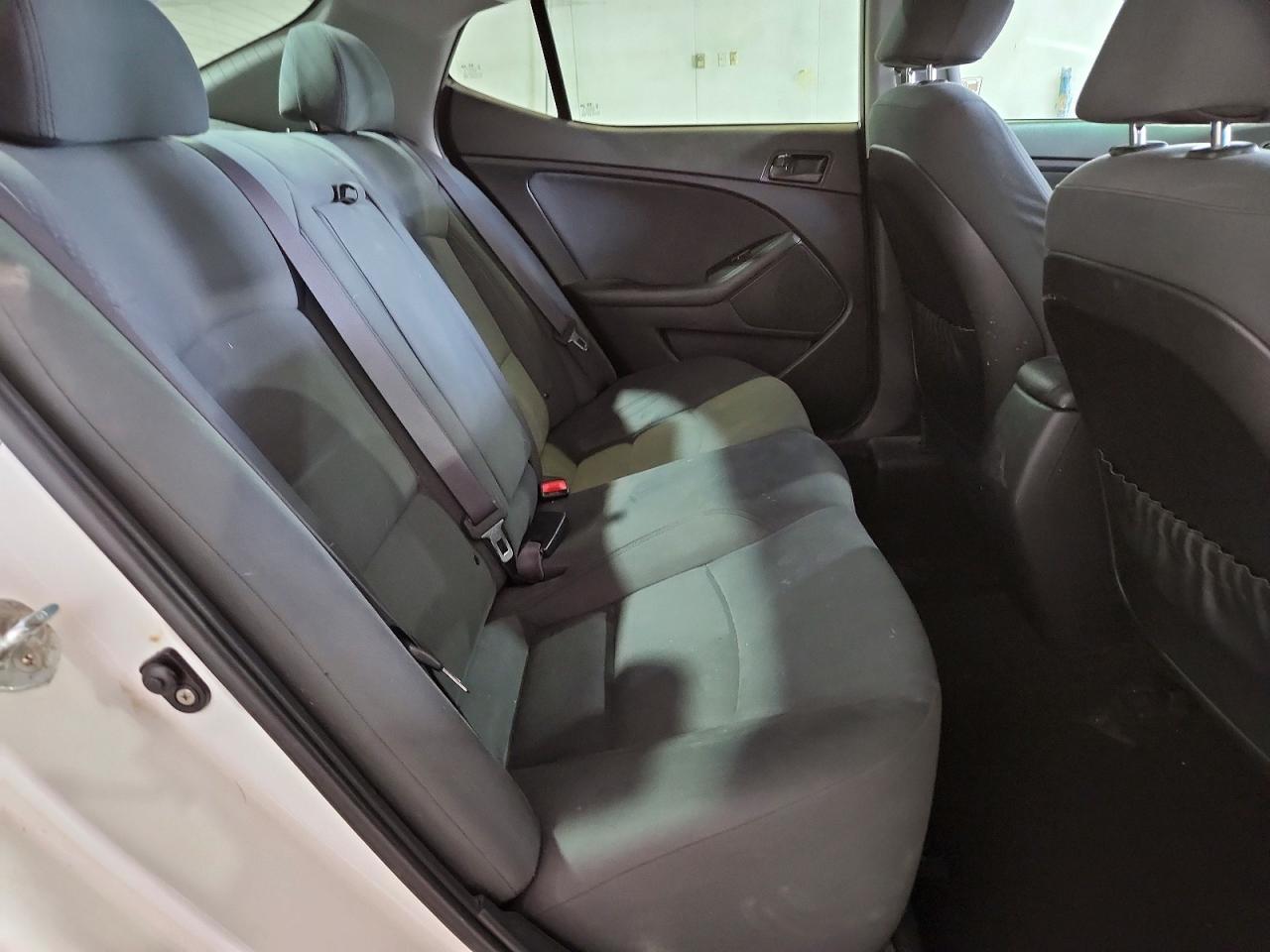 2015 KIA OPTIMA LX photo 19