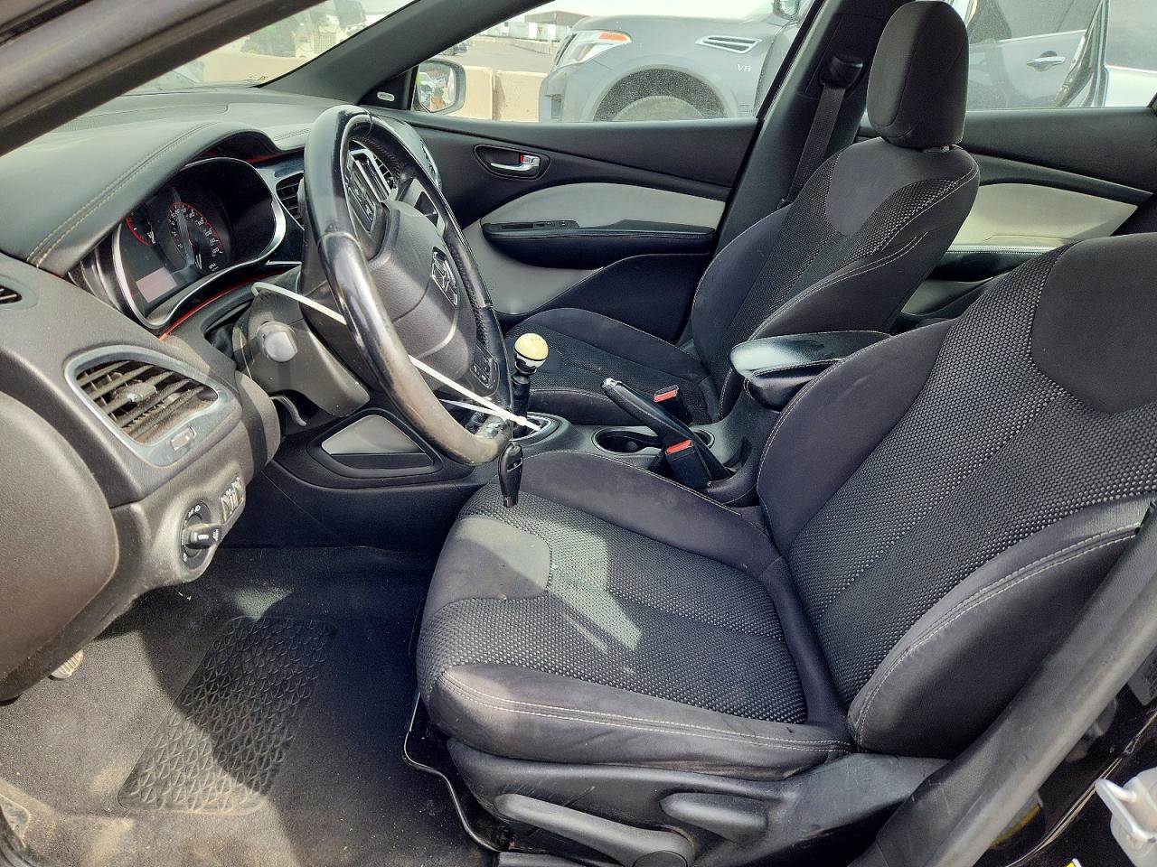 2015 DODGE DART SXT photo 13