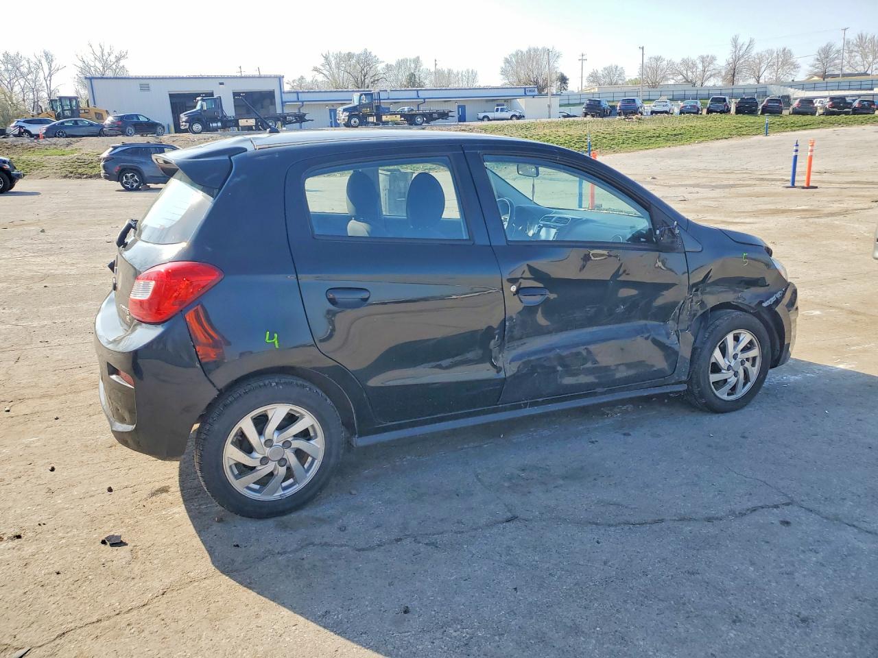 2018 MITSUBISHI MIRAGE SE photo 7