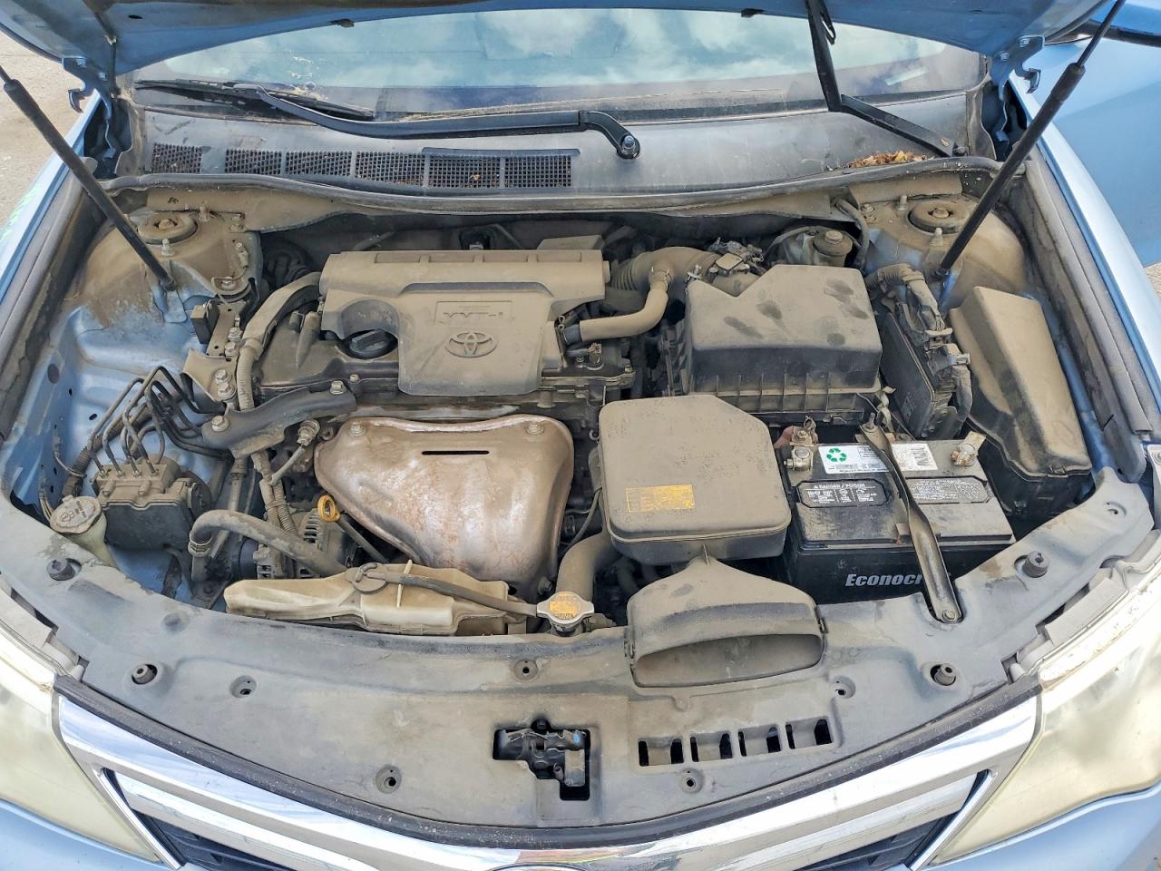 2012 TOYOTA CAMRY XLE photo 21