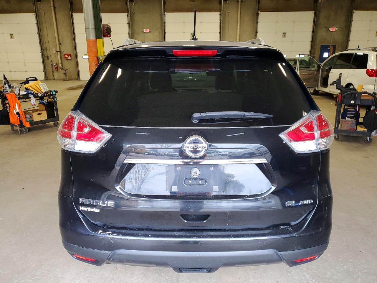 2016 NISSAN ROGUE S photo 16