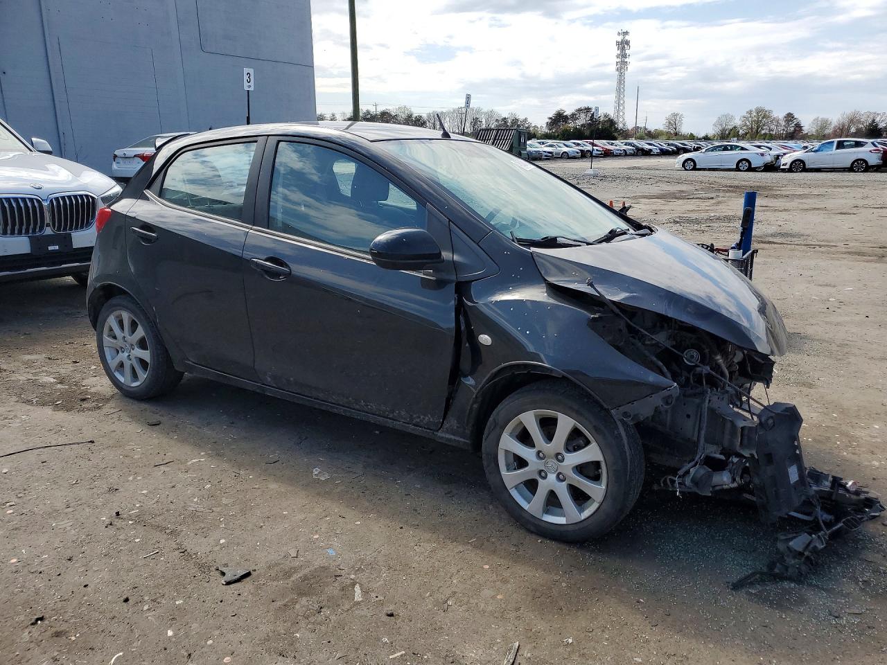 2011 MAZDA MAZDA2 photo 7