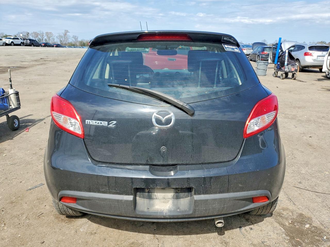 2011 MAZDA MAZDA2 photo 11