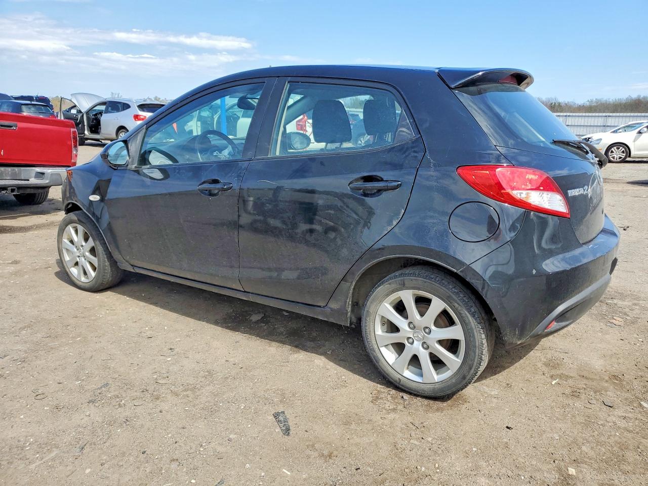 2011 MAZDA MAZDA2 photo 3