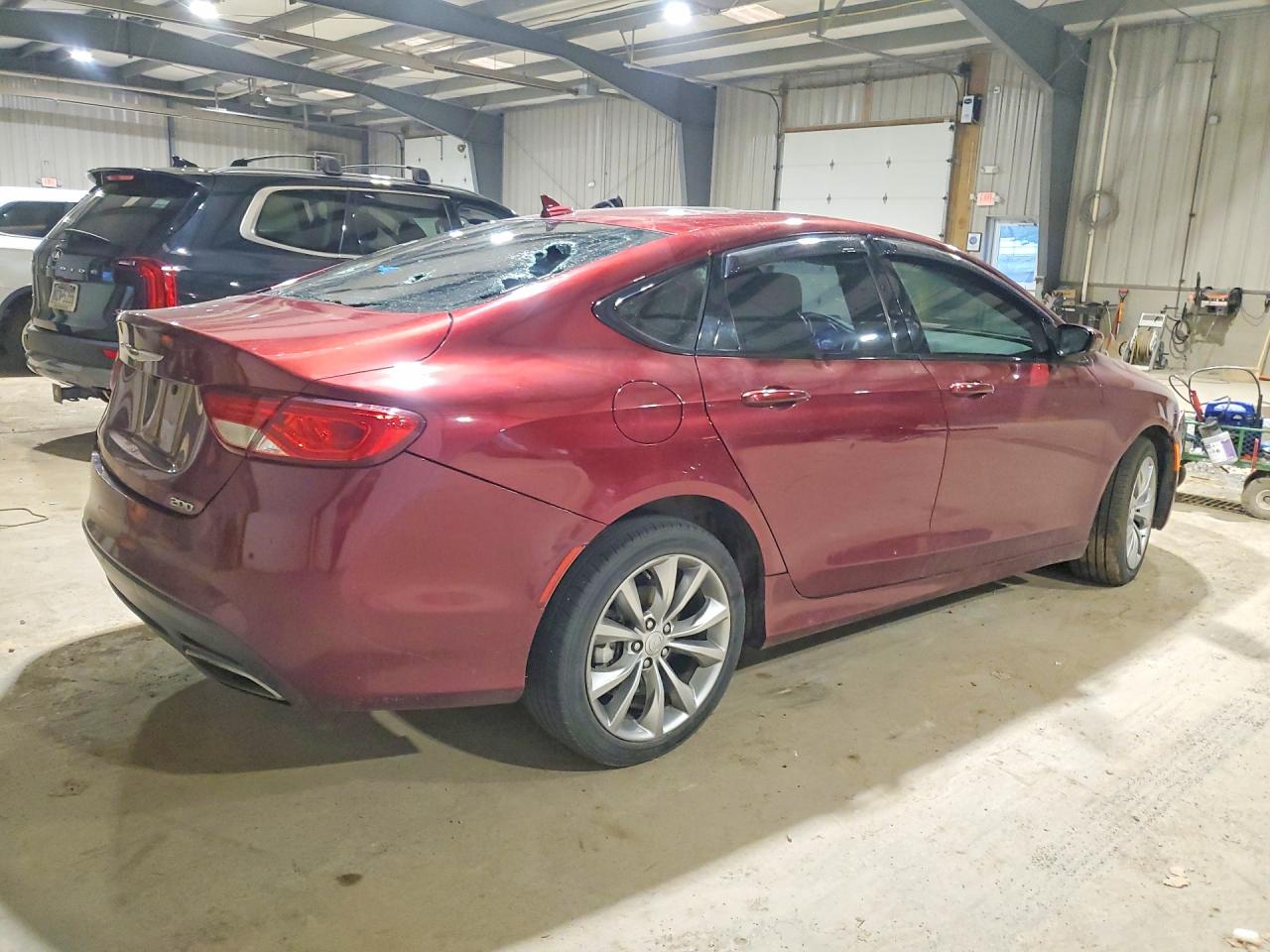 2016 CHRYSLER 200 S photo 5