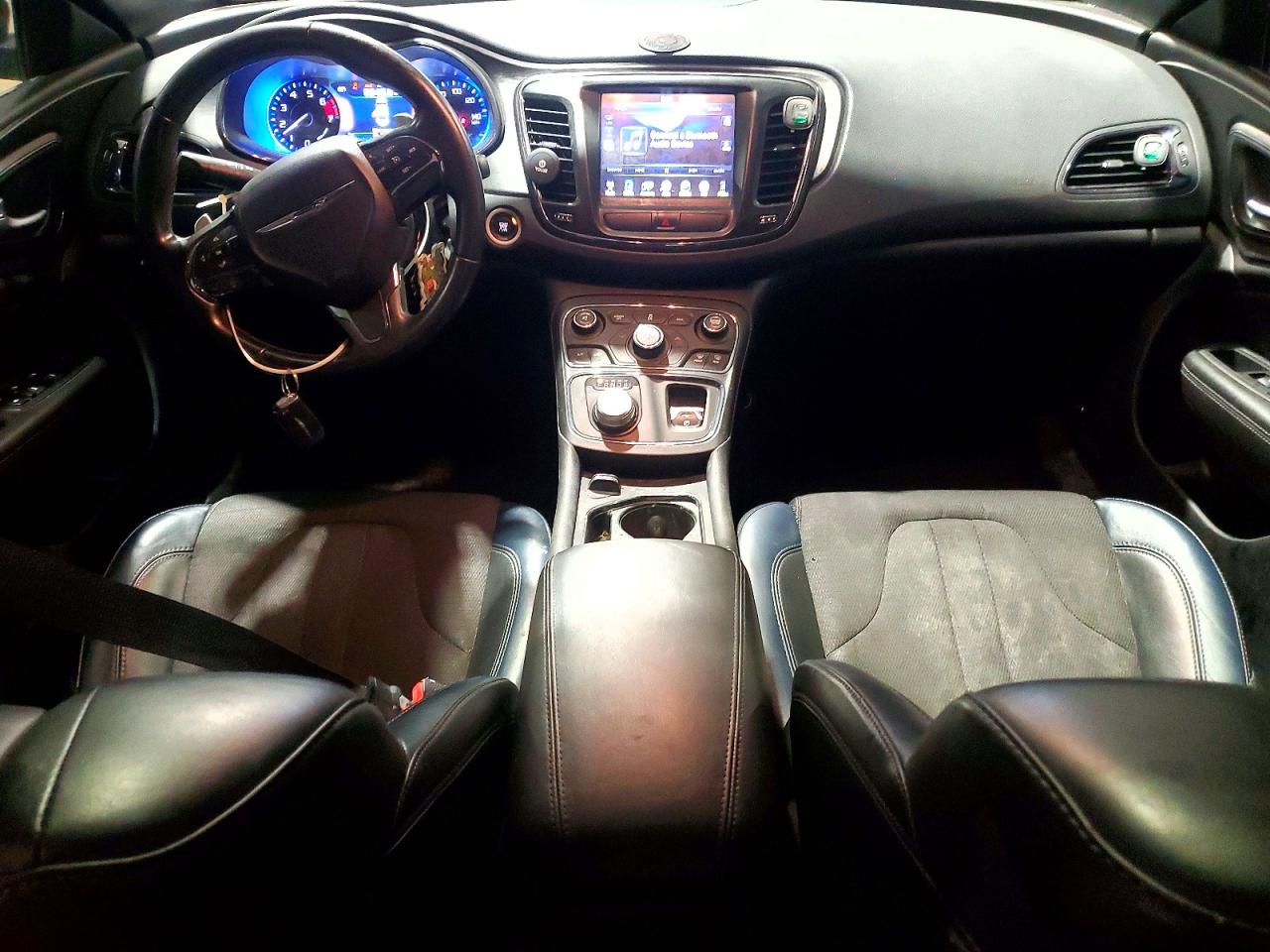 2016 CHRYSLER 200 S photo 15