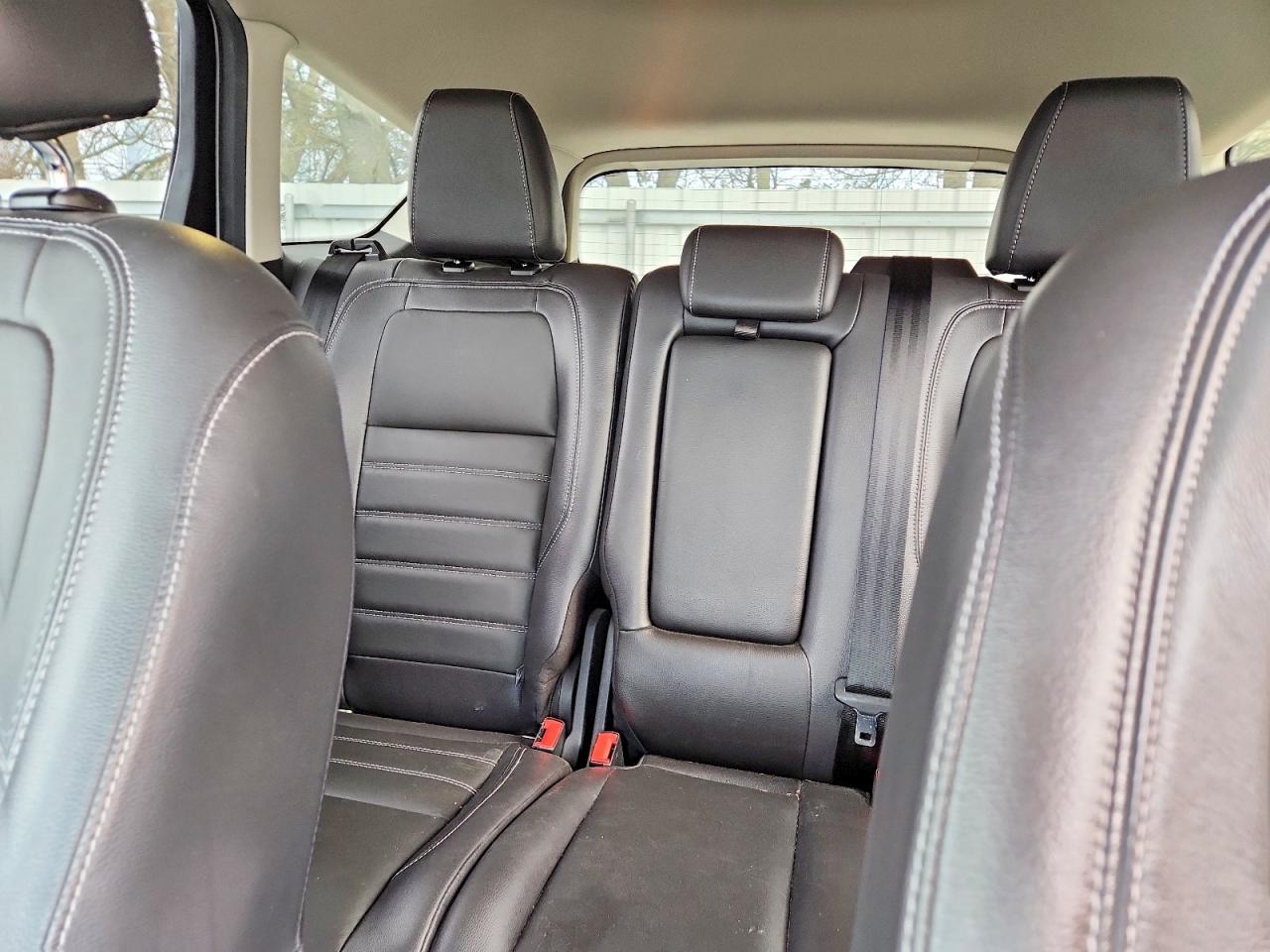 2017 FORD ESCAPE TITANIUM photo 28