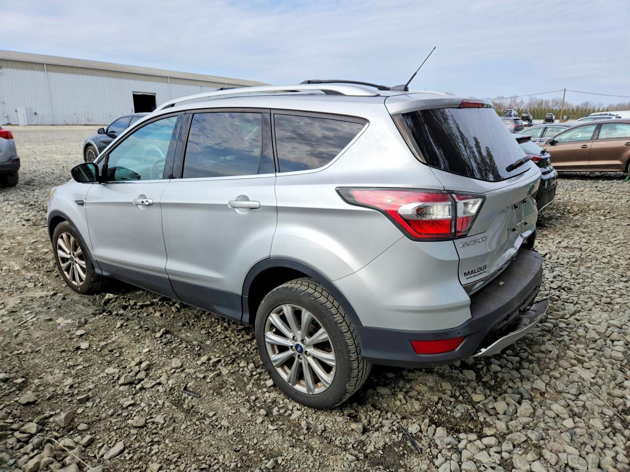 2017 FORD ESCAPE TITANIUM photo 4