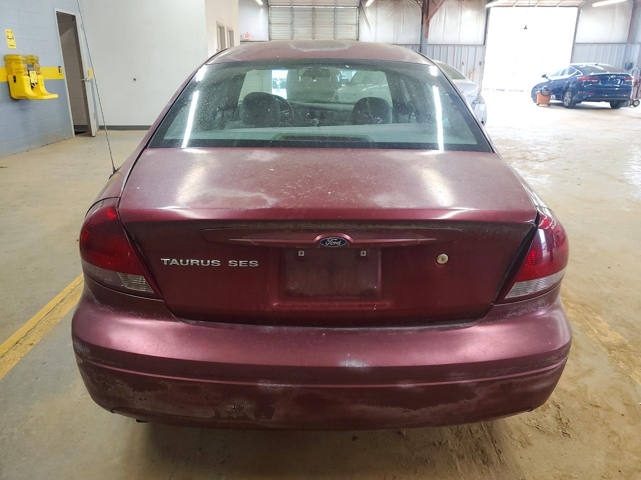 2004 FORD TAURUS SES photo 16