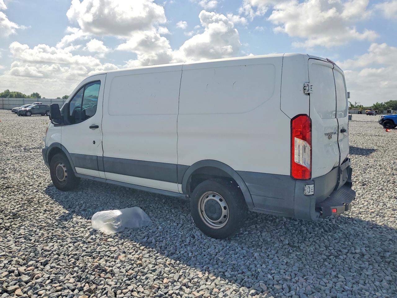 2016 FORD TRANSIT T-250 photo 2