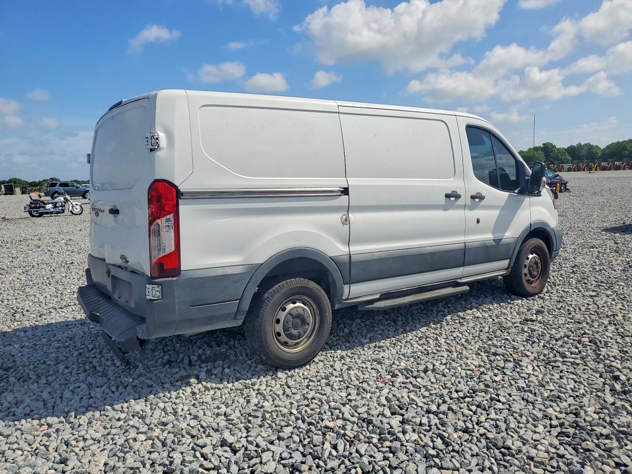 2016 FORD TRANSIT T-250 photo 3