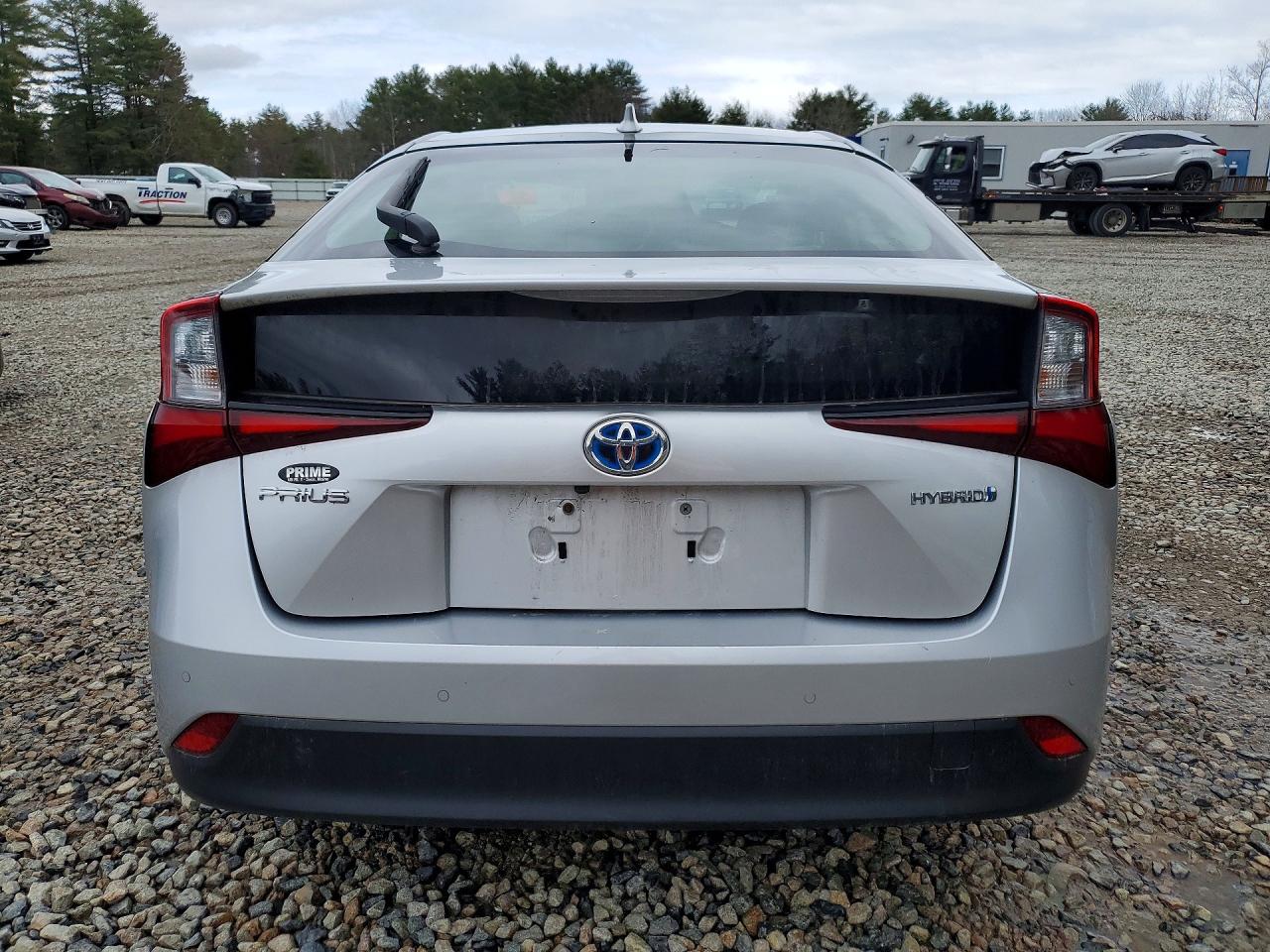 2019 TOYOTA PRIUS LE photo 11