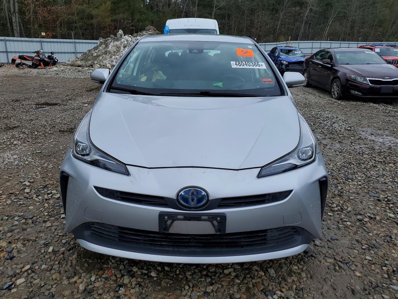 2019 TOYOTA PRIUS LE photo 9