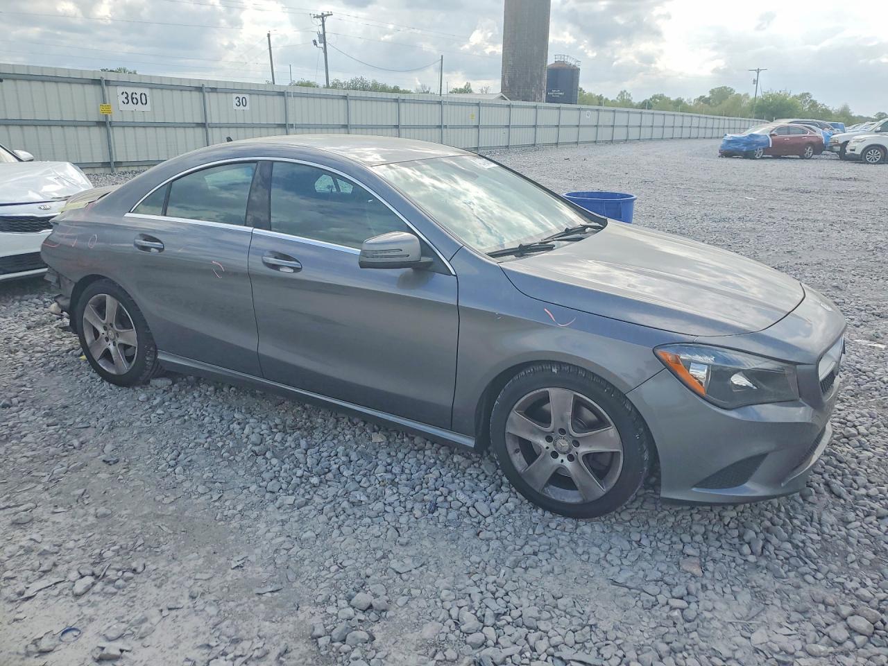 2016 MERCEDES-BENZ CLA 250 photo 7