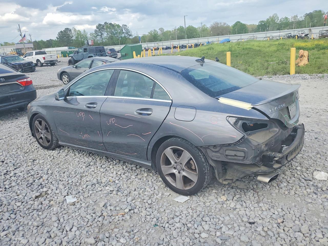 2016 MERCEDES-BENZ CLA 250 photo 3