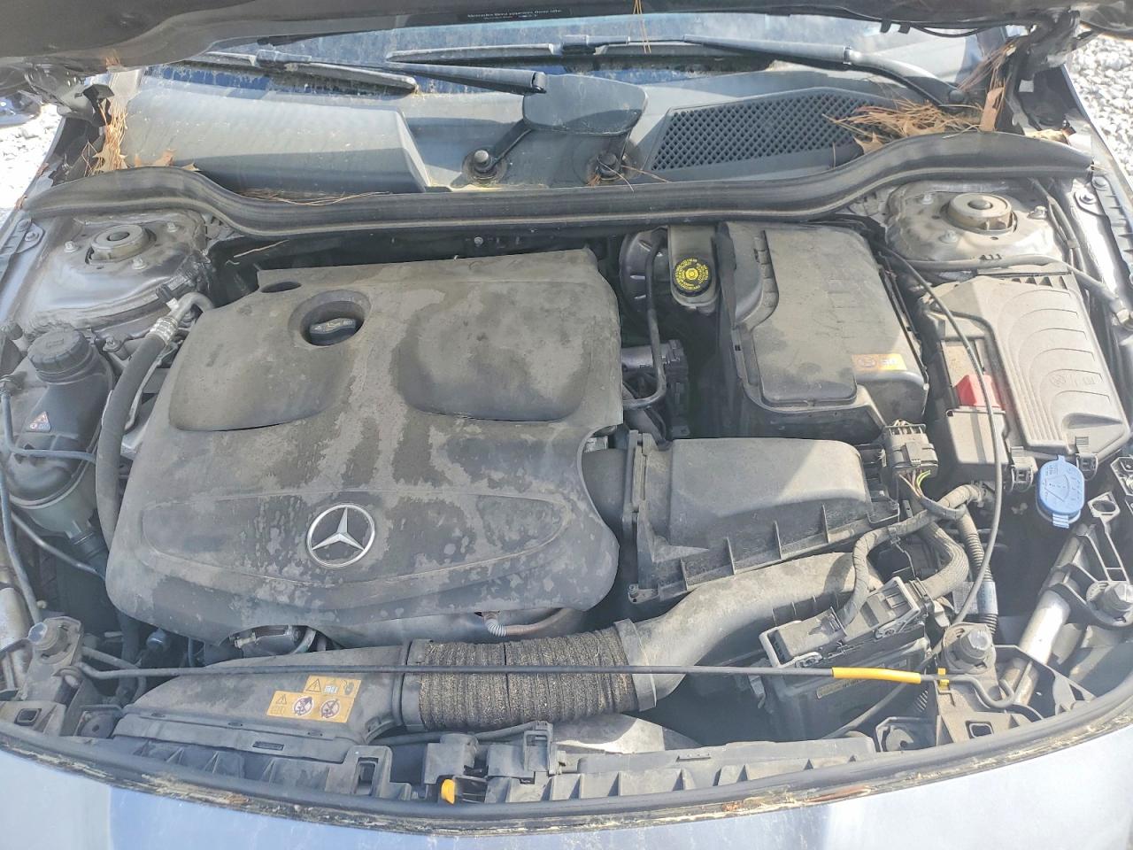 2016 MERCEDES-BENZ CLA 250 photo 21