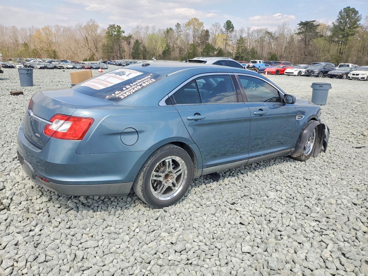2010 FORD TAURUS SEL photo 5