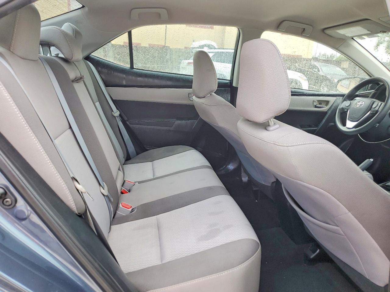 2017 TOYOTA COROLLA LE photo 19