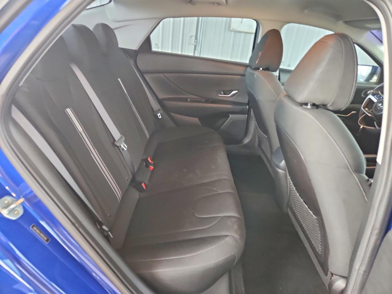 2022 HYUNDAI ELANTRA SEL photo 19