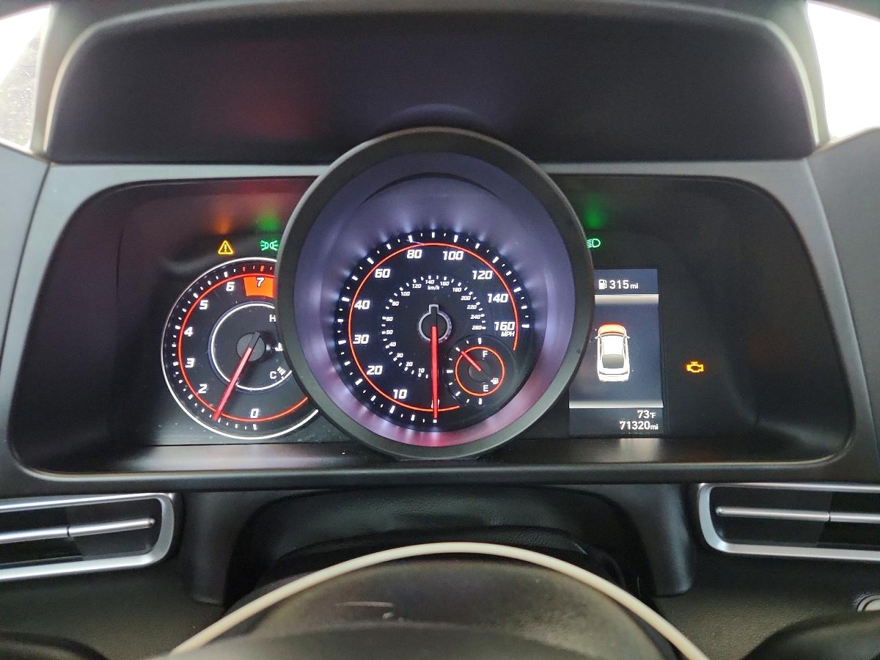 2022 HYUNDAI ELANTRA SEL photo 17
