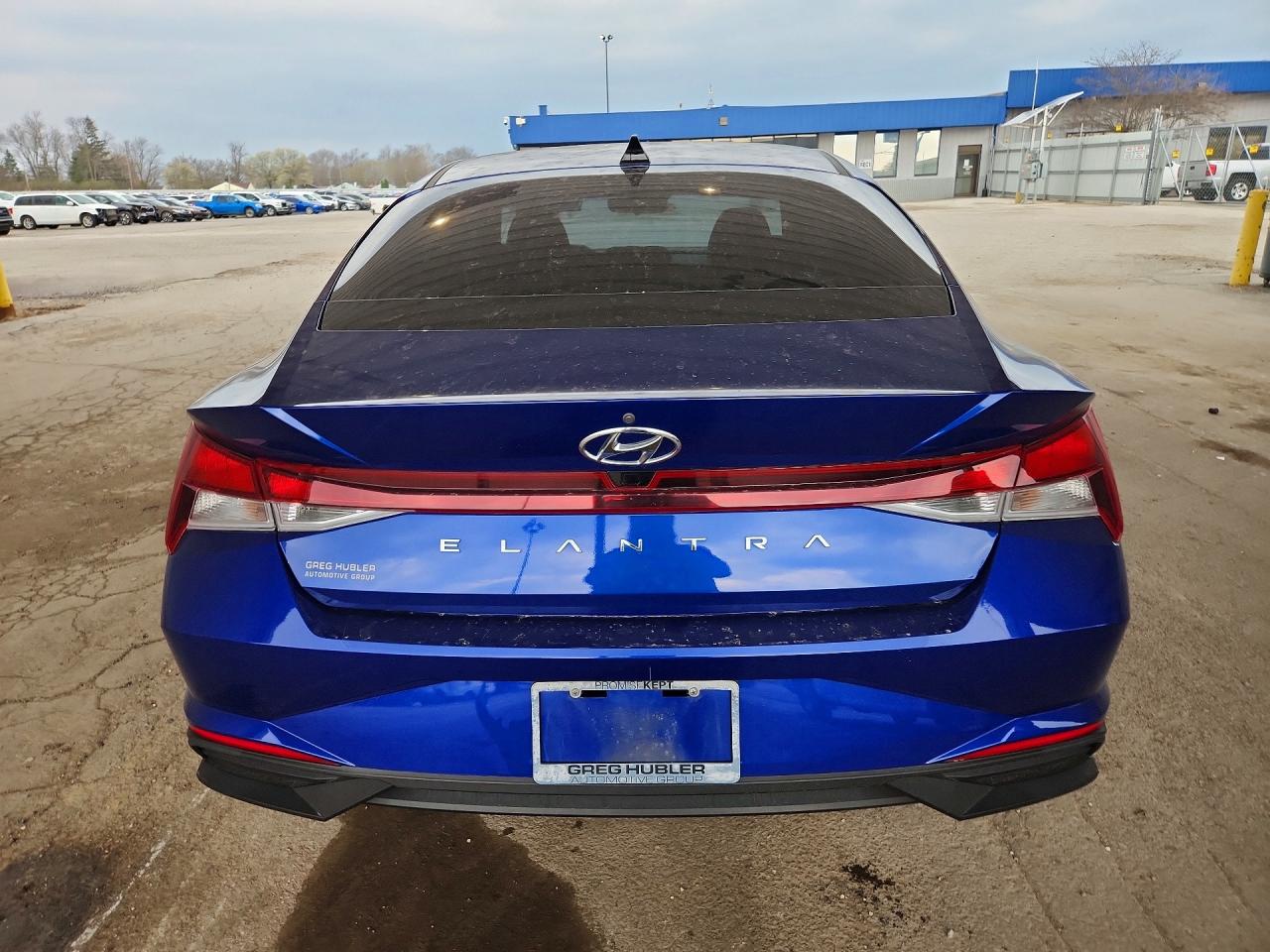 2022 HYUNDAI ELANTRA SEL photo 11