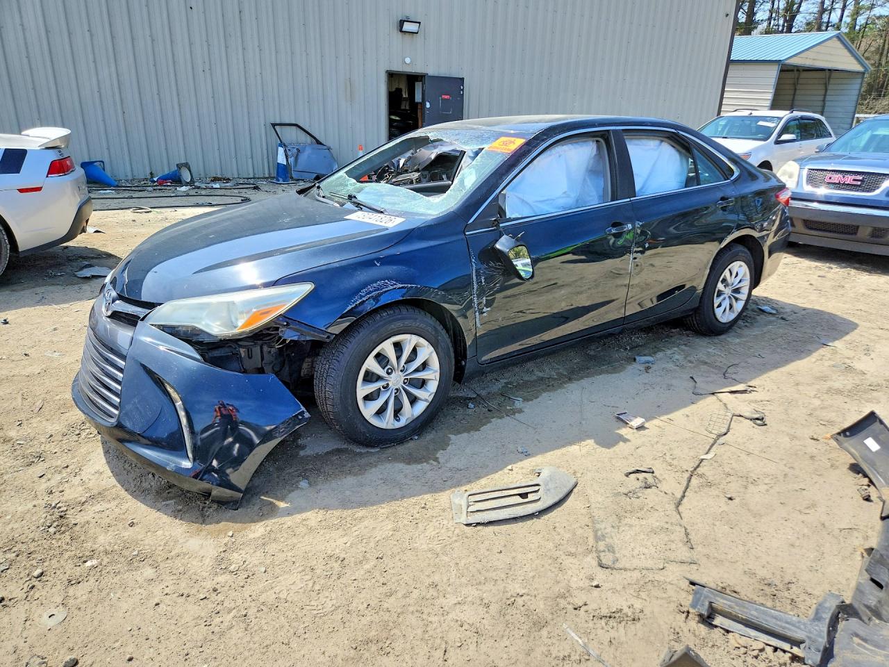 2017 TOYOTA CAMRY