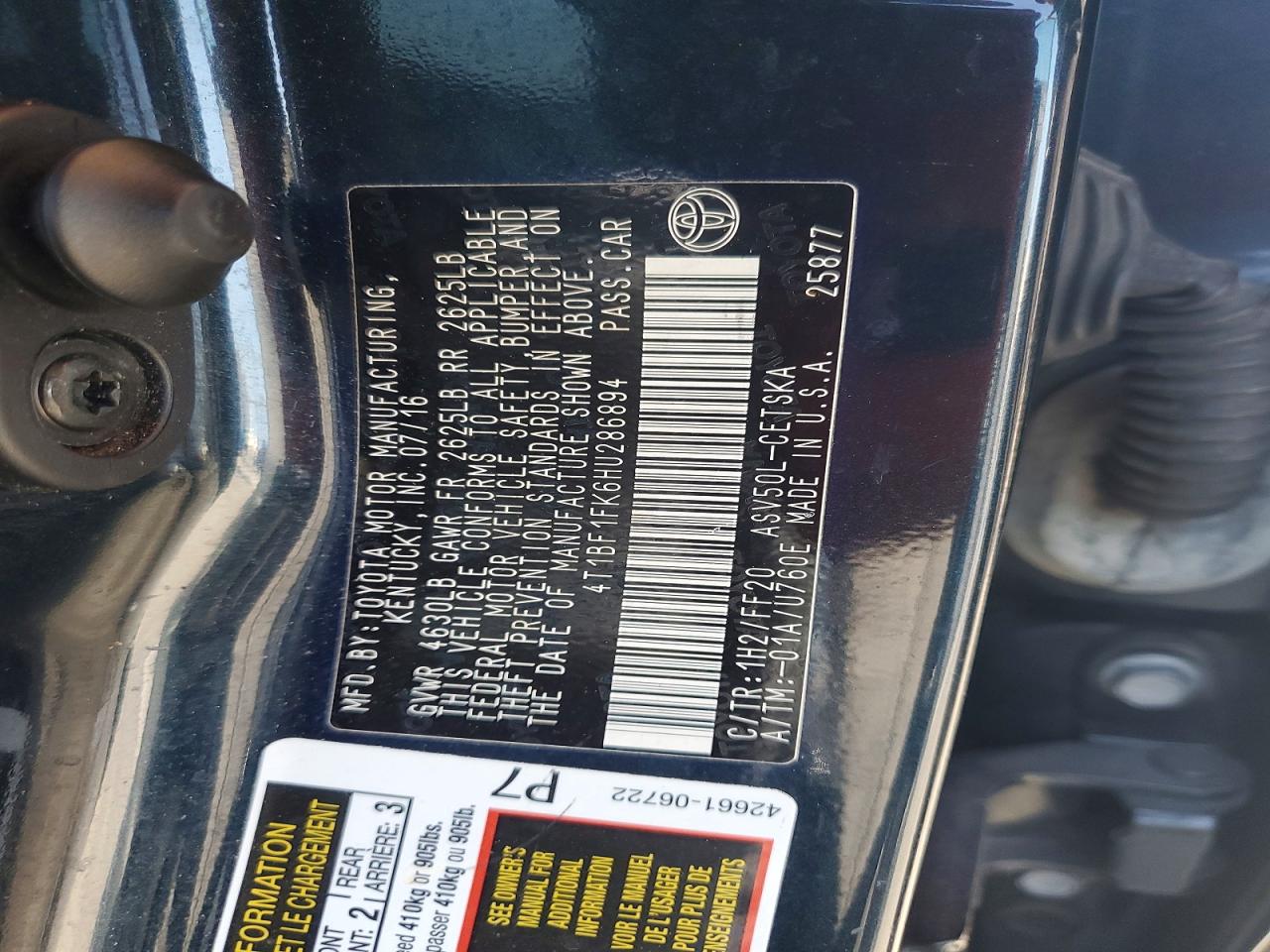 2017 TOYOTA CAMRY SE photo 25