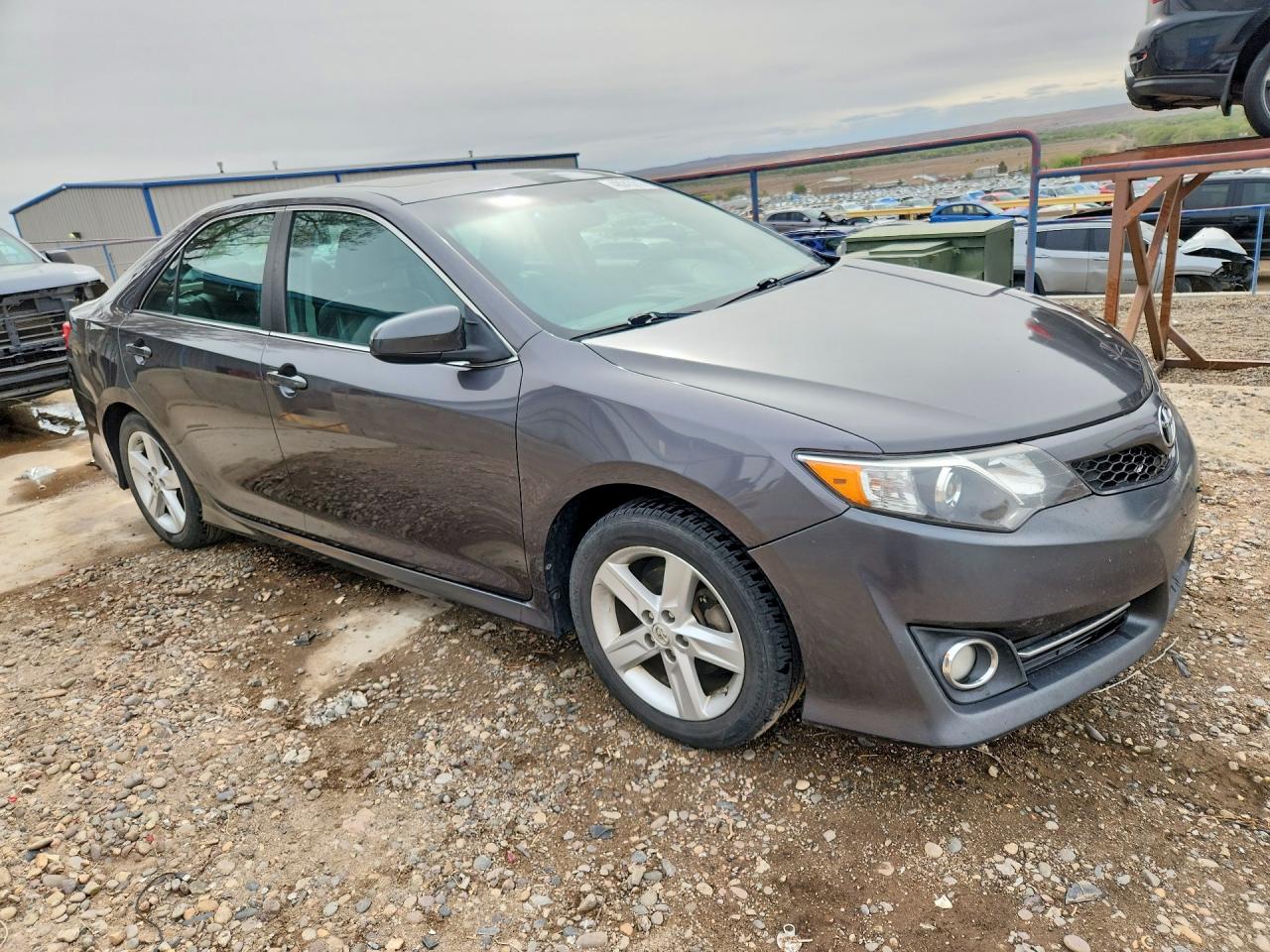 2013 TOYOTA CAMRY SE photo 7