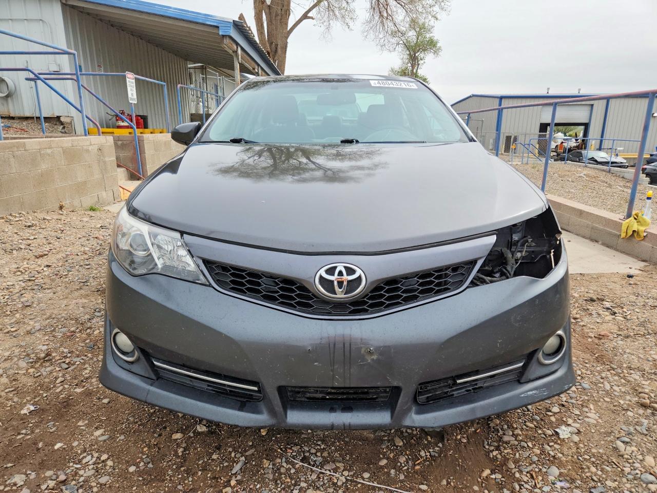2013 TOYOTA CAMRY SE photo 9