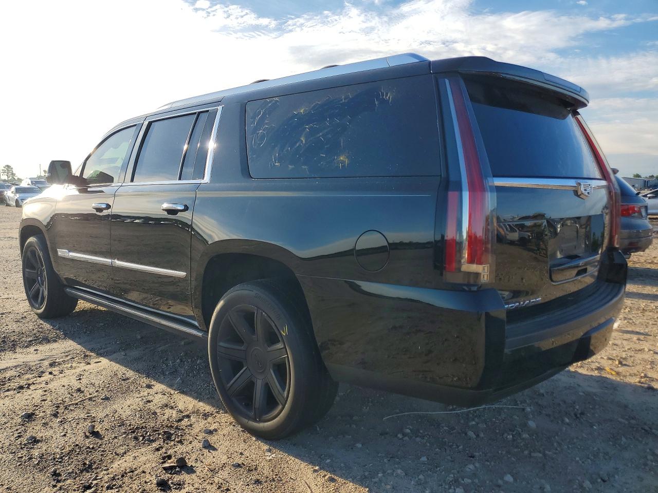2016 CADILLAC ESCALADE ESV PLATINUM photo 4