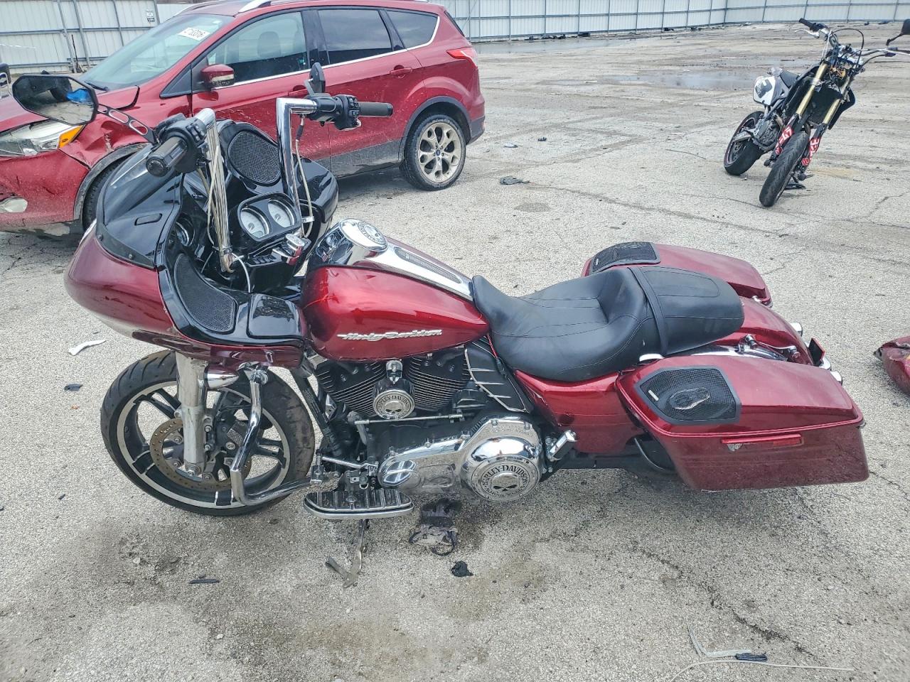 2016 HARLEY-DAVIDSON FLTRXS ROAD GLIDE SPECIAL photo 3