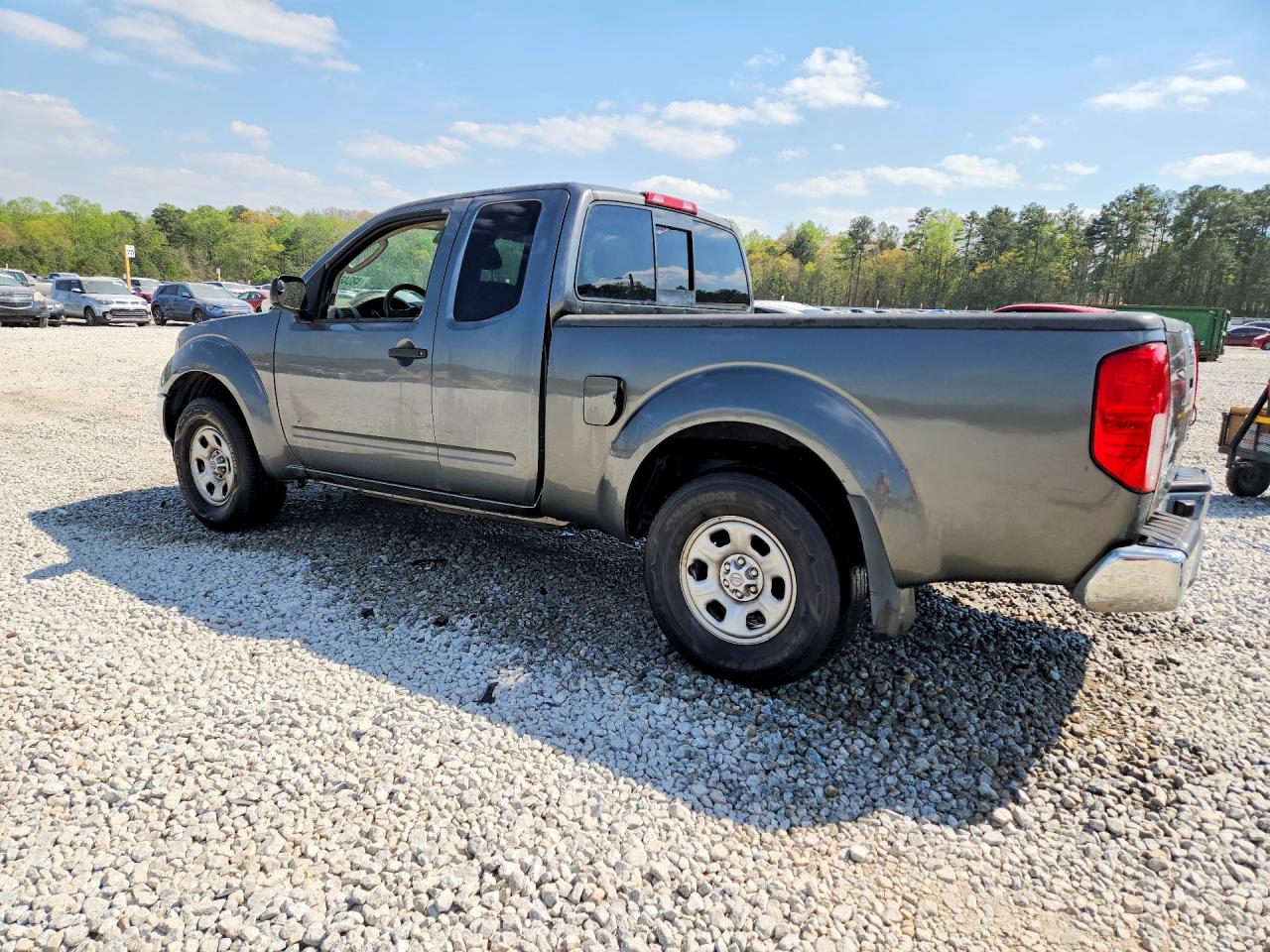 2006 NISSAN FRONTIER SE photo 2