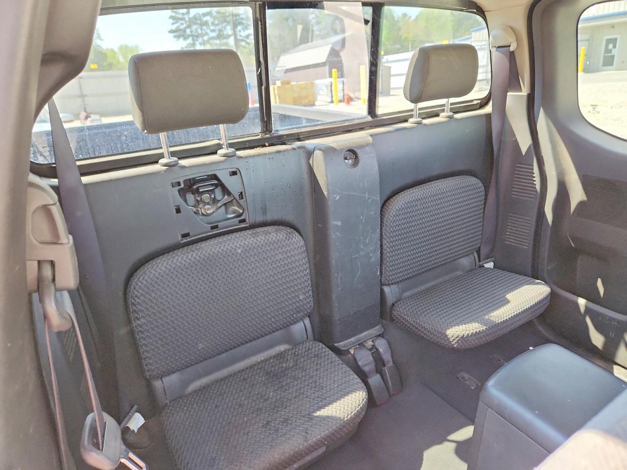 2006 NISSAN FRONTIER SE photo 10