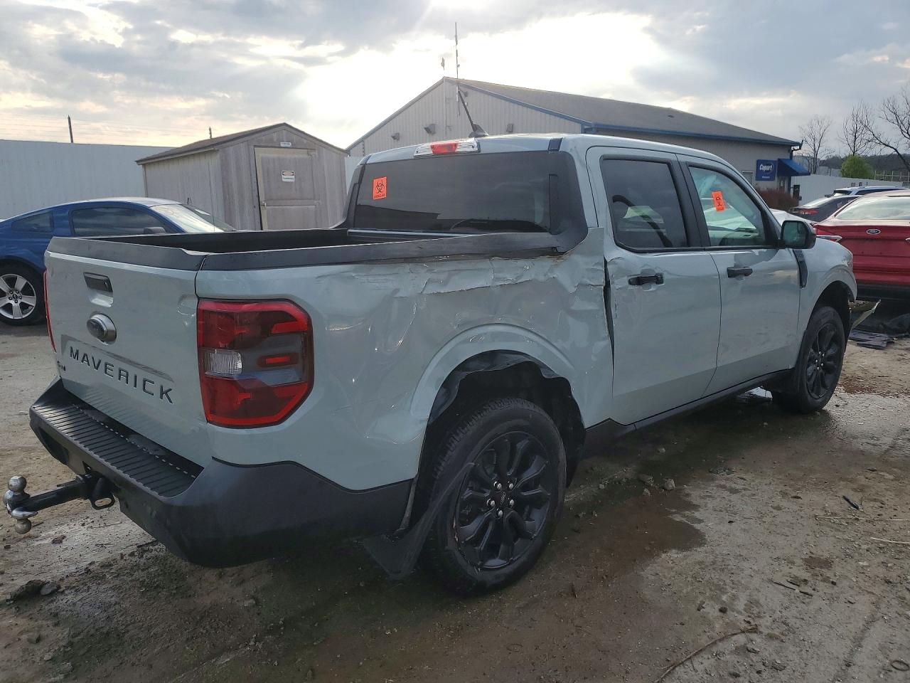 2024 FORD MAVERICK XLT photo 3