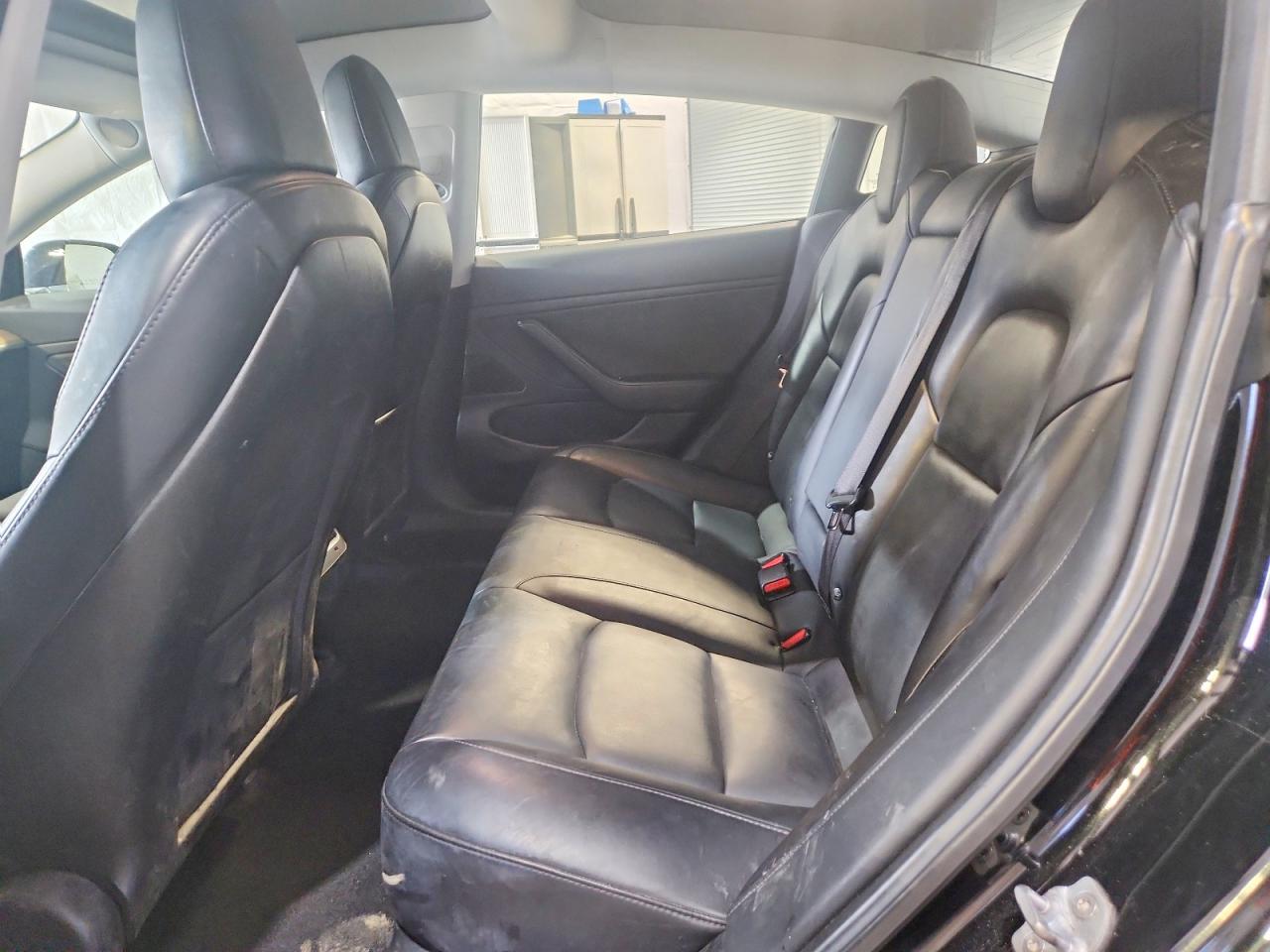 2018 TESLA MODEL 3 photo 19
