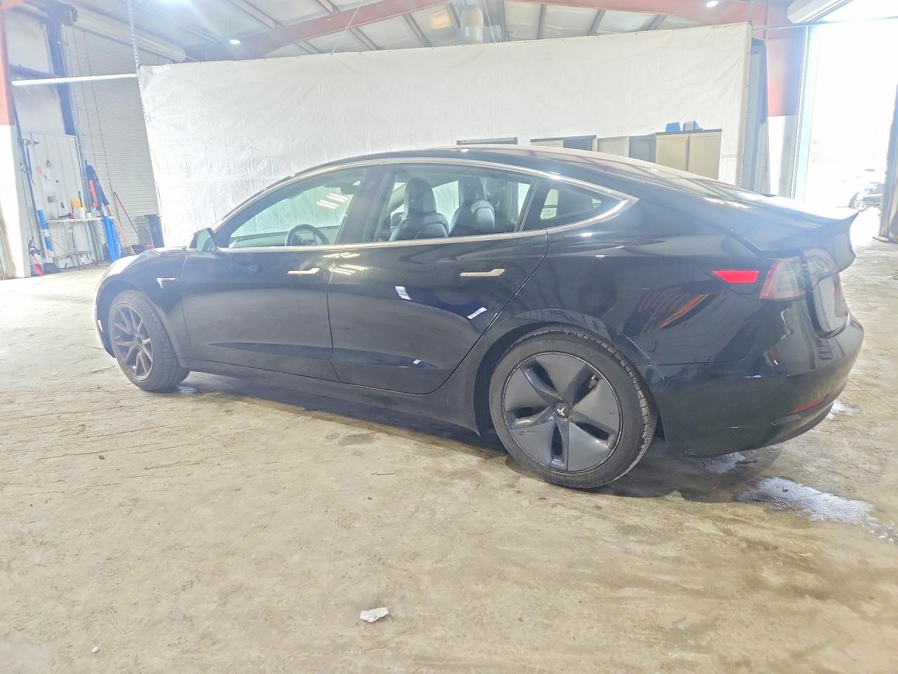 2018 TESLA MODEL 3 photo 3