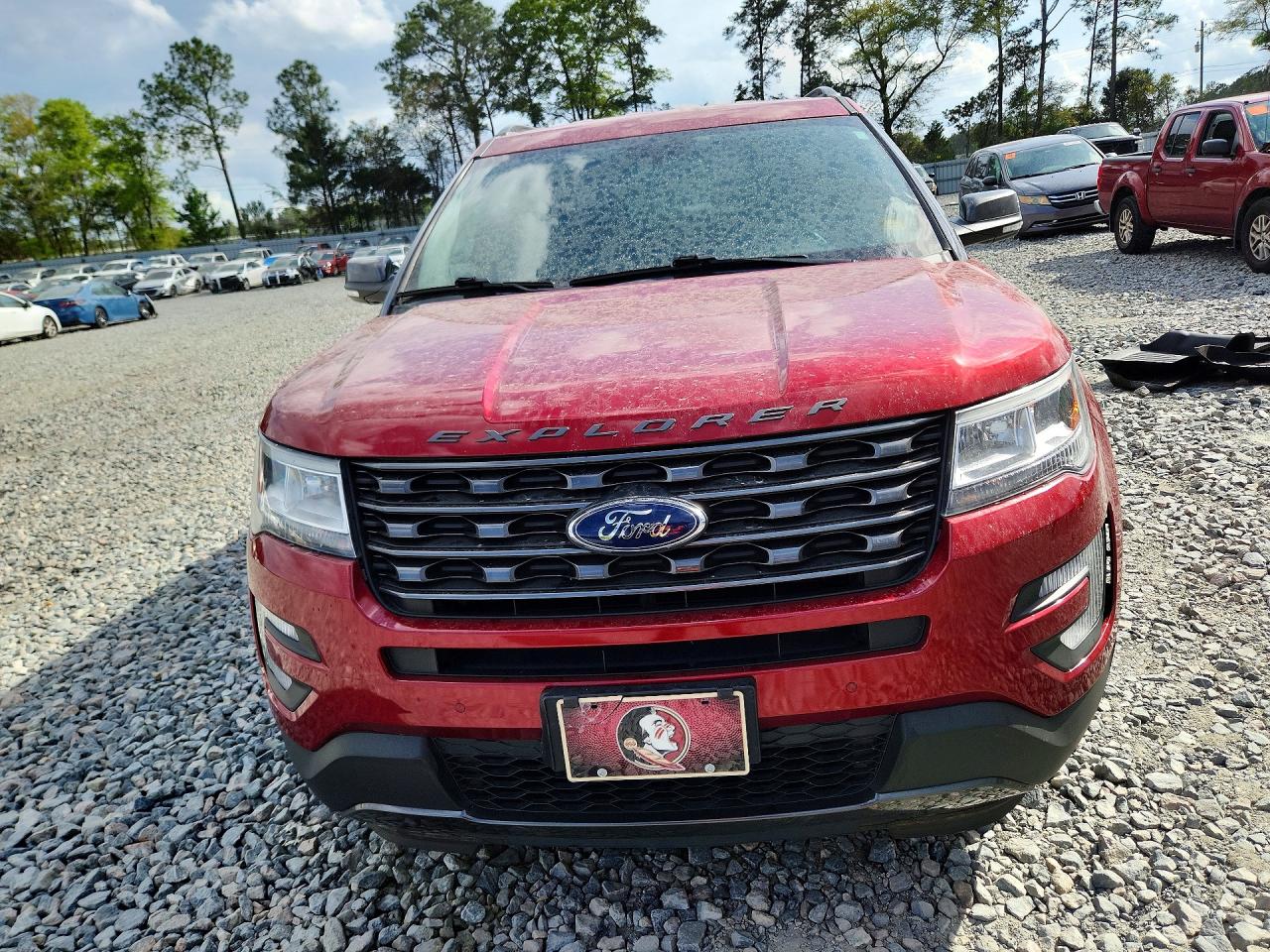2017 FORD EXPLORER XLT photo 5