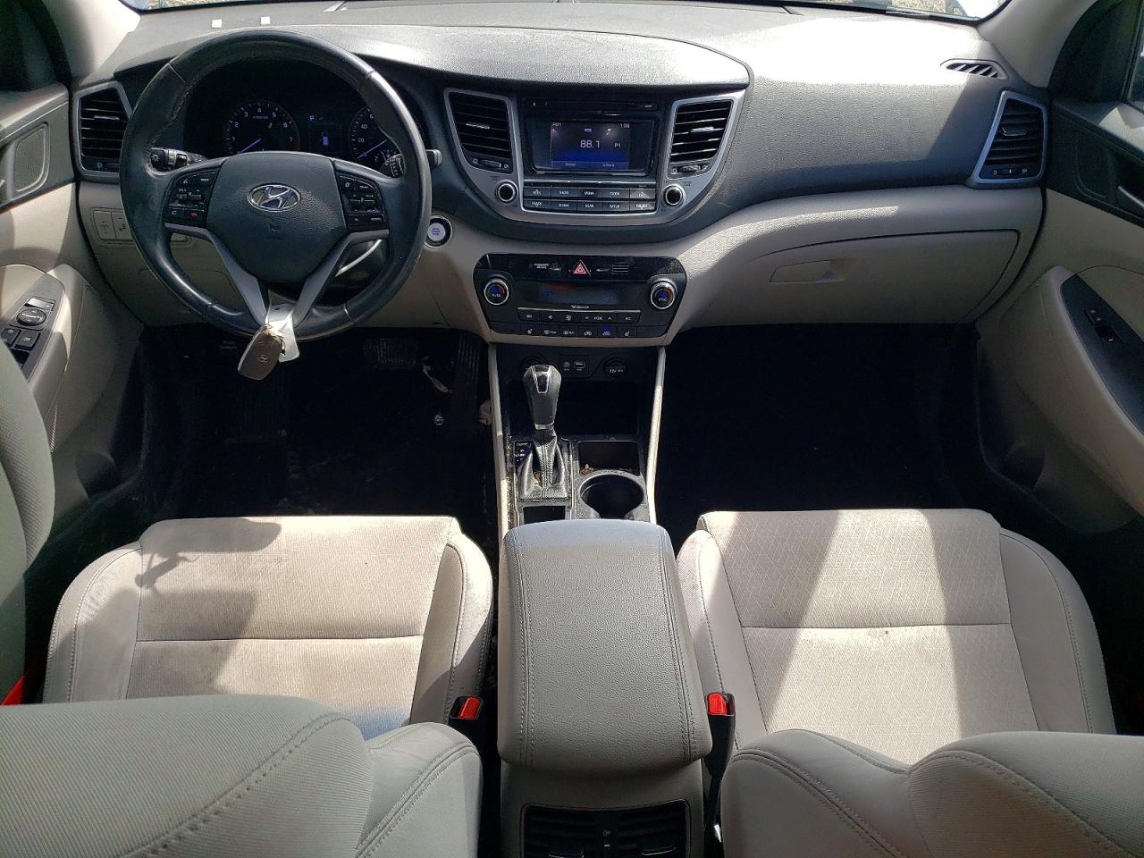 2017 HYUNDAI TUCSON VALUE photo 15