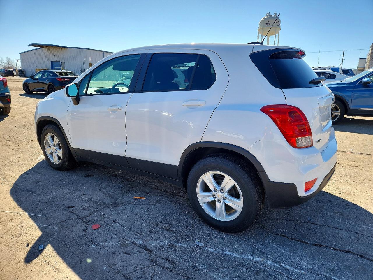 2020 CHEVROLET TRAX LS photo 3