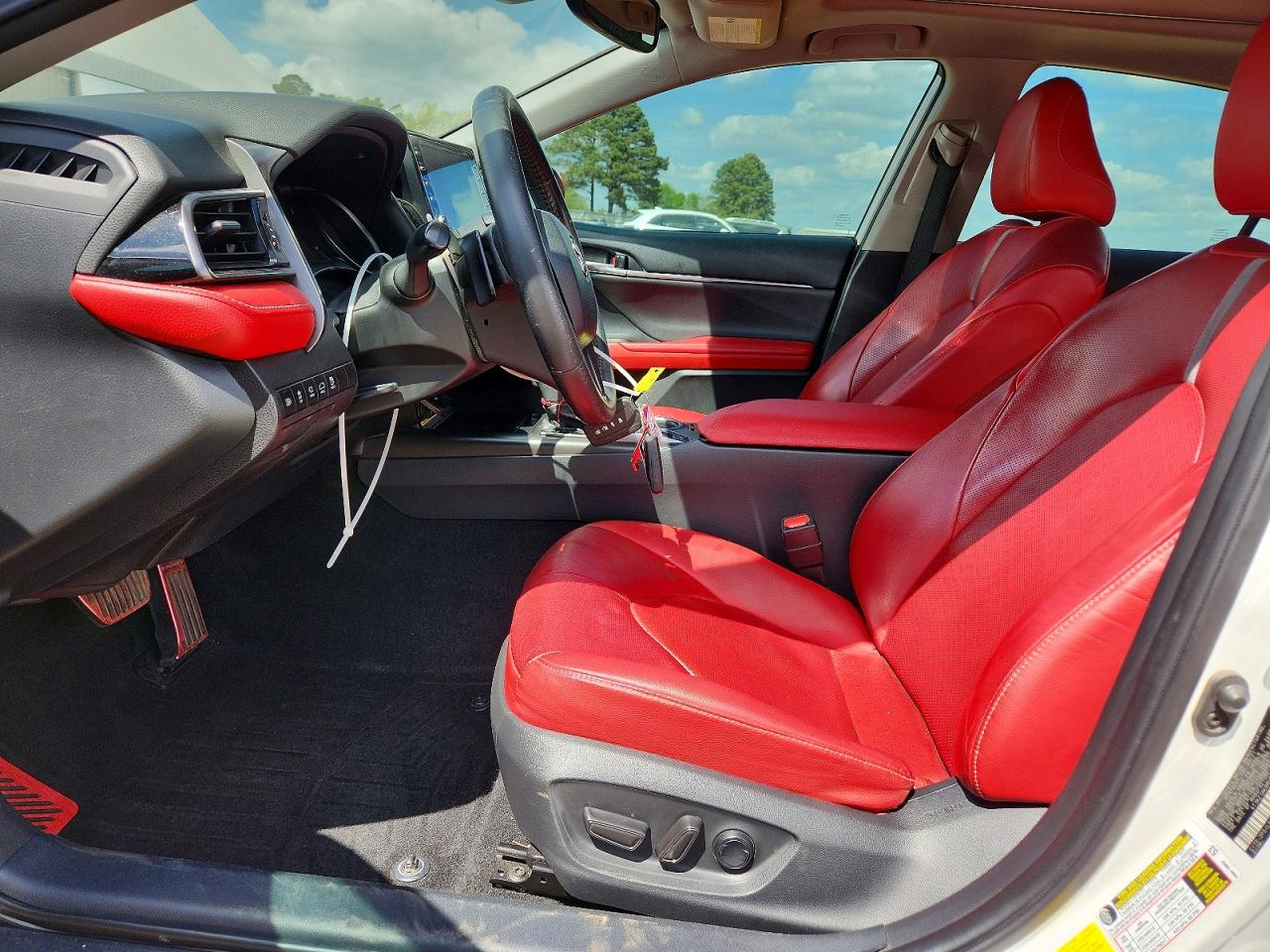 2021 TOYOTA CAMRY XSE V6 photo 7