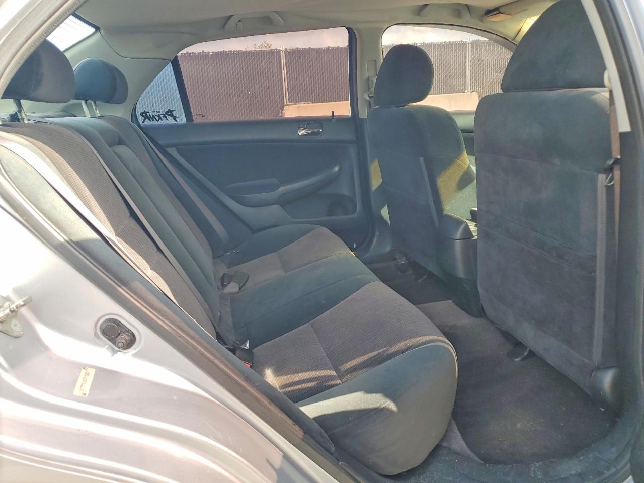 2003 HONDA ACCORD LX photo 19