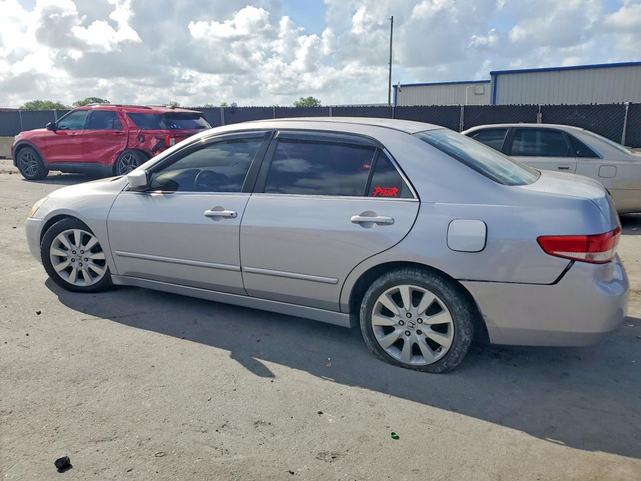 2003 HONDA ACCORD LX photo 3