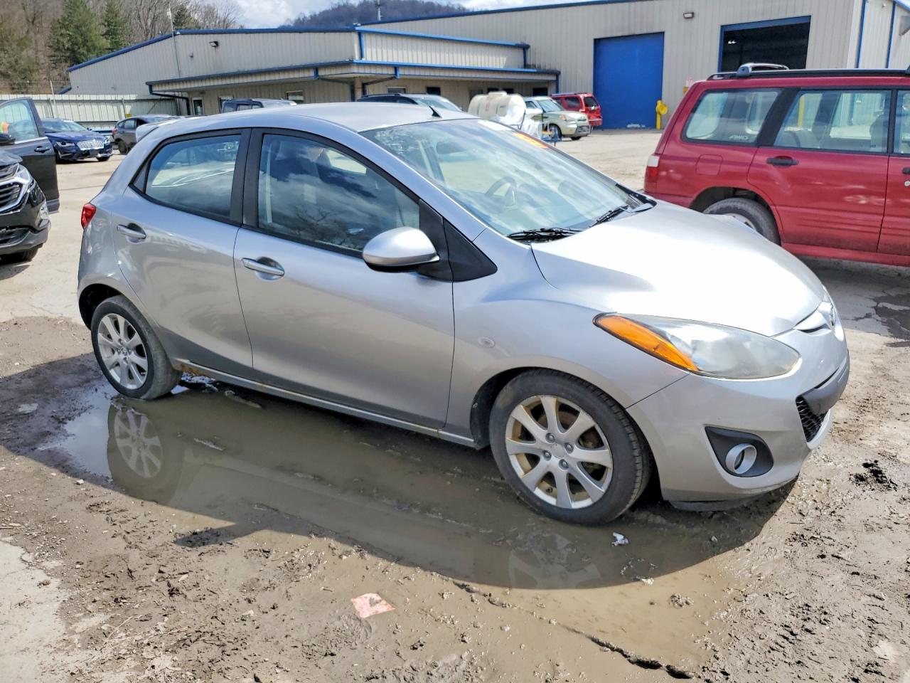2011 MAZDA MAZDA2 photo 10