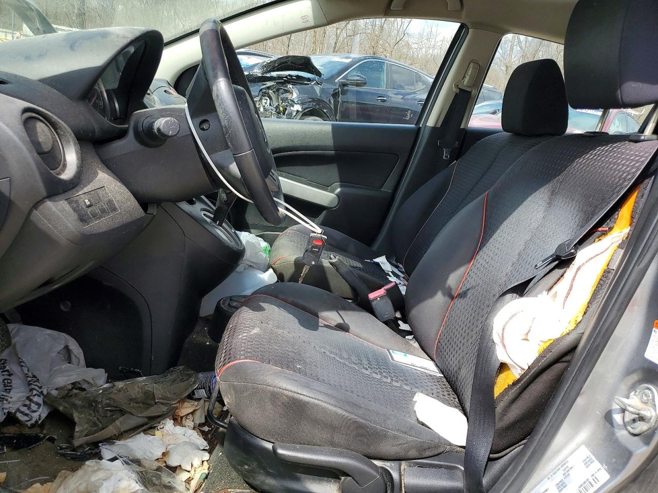 2011 MAZDA MAZDA2 photo 19