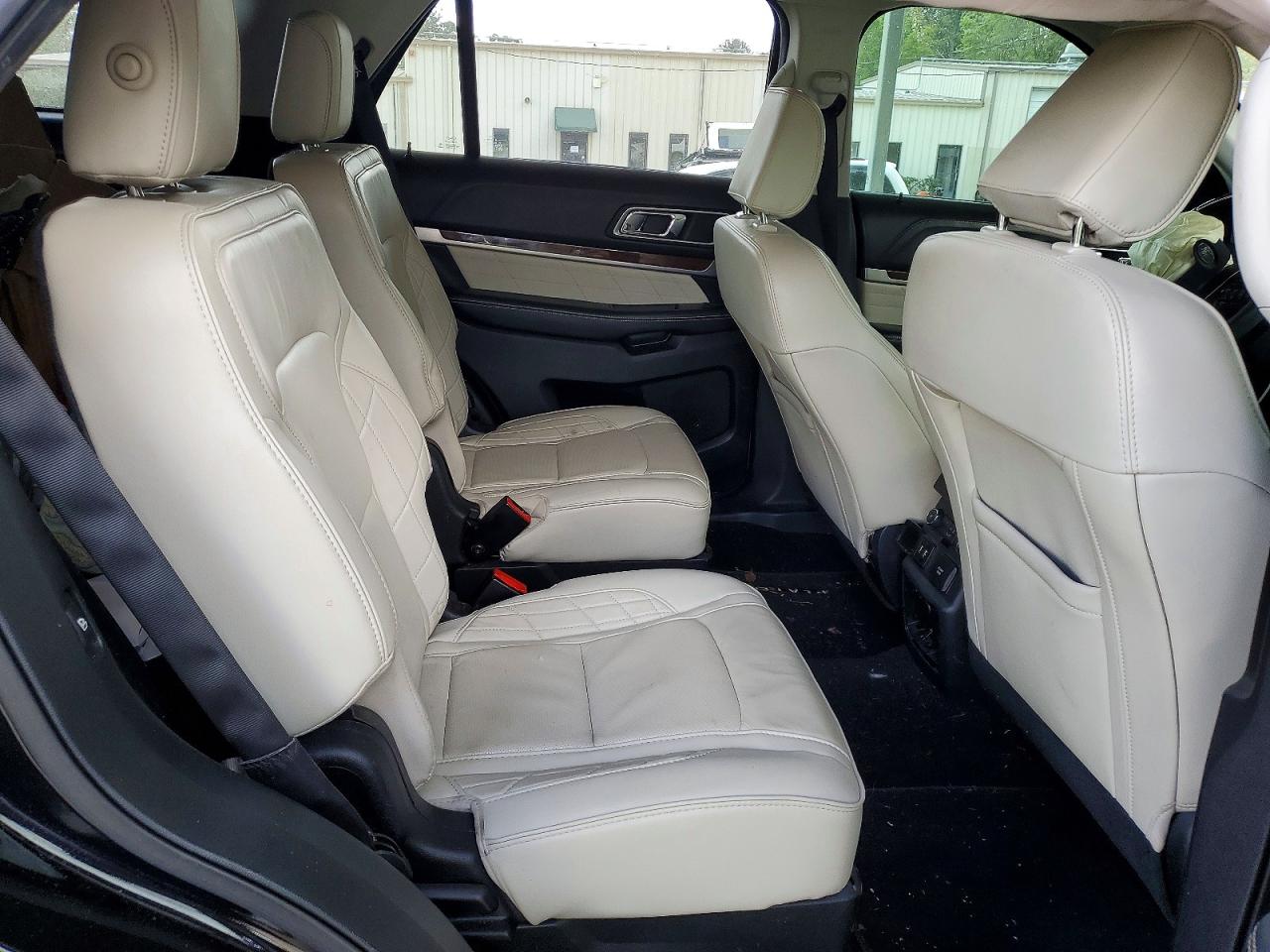 2018 FORD EXPLORER PLATINUM photo 19